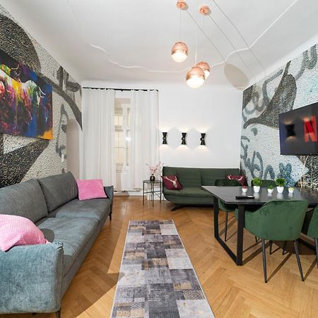 Central Stephansdom Apartment I Netflix I Self Check In Wiedeń Zewnętrze zdjęcie